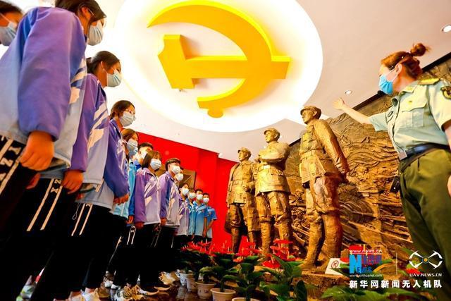 50公斤五金塑料自动码垛包装机